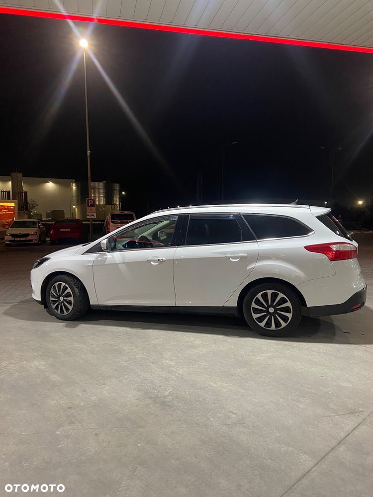 Ford Focus 1.0 EcoBoost Start-Stopp-System ST-LINE - 5