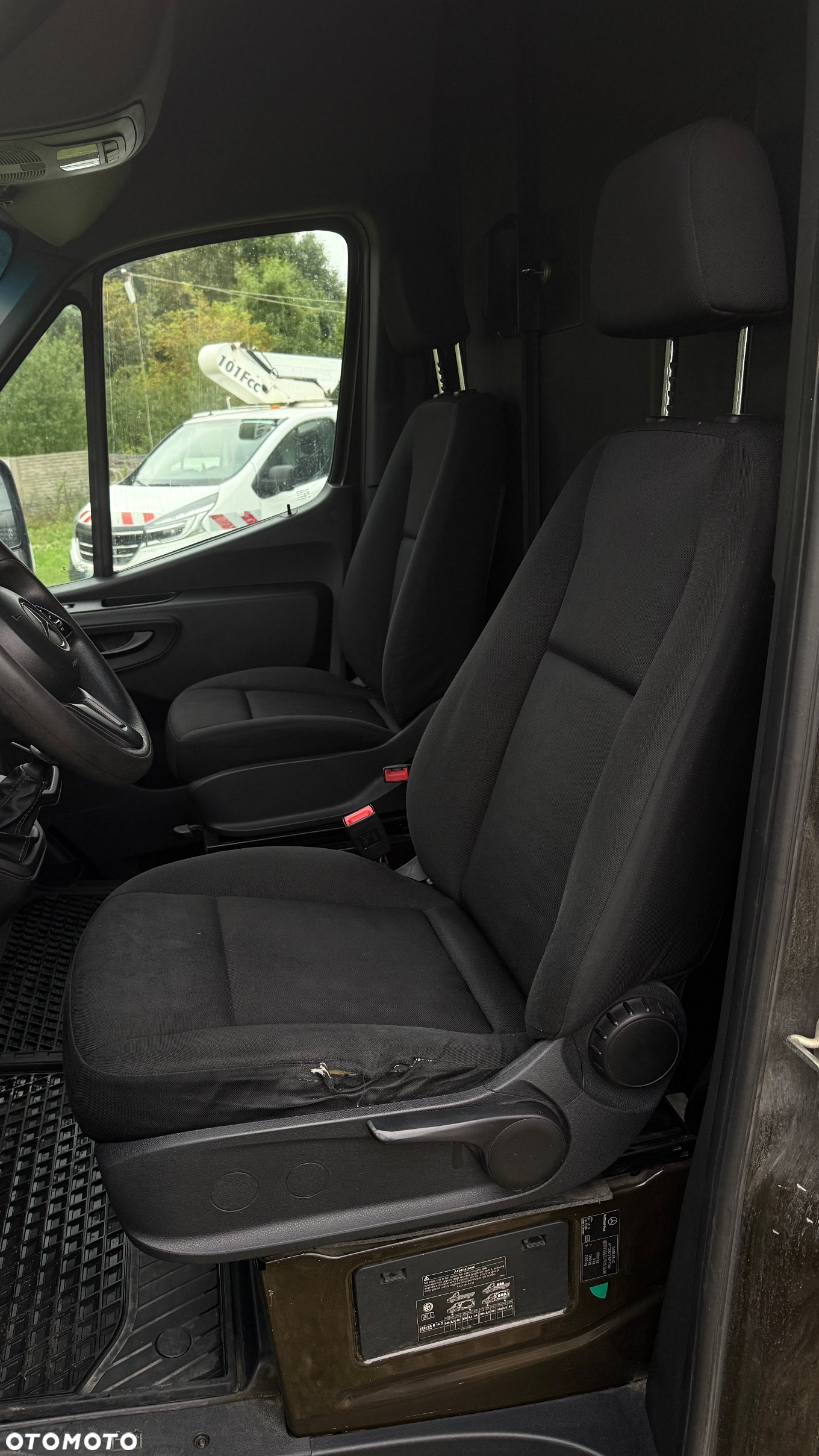 Mercedes-Benz Sprinter L2H2 - 14