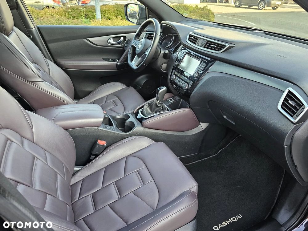 Nissan Qashqai 1.2 DIG-T Xtronic TEKNA+ - 21