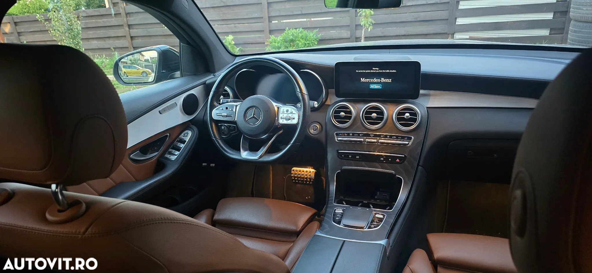 Mercedes-Benz GLC Coupe 300 e 4Matic 9G-TRONIC - 9