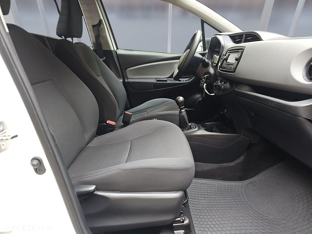 Toyota Yaris 1.5 Active - 9