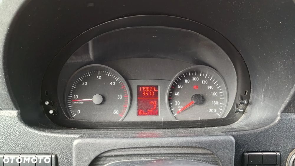 Volkswagen Crafter - 12