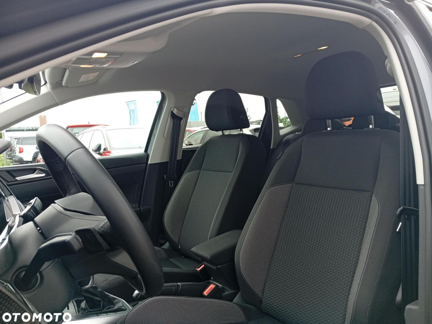 Volkswagen Polo - 12