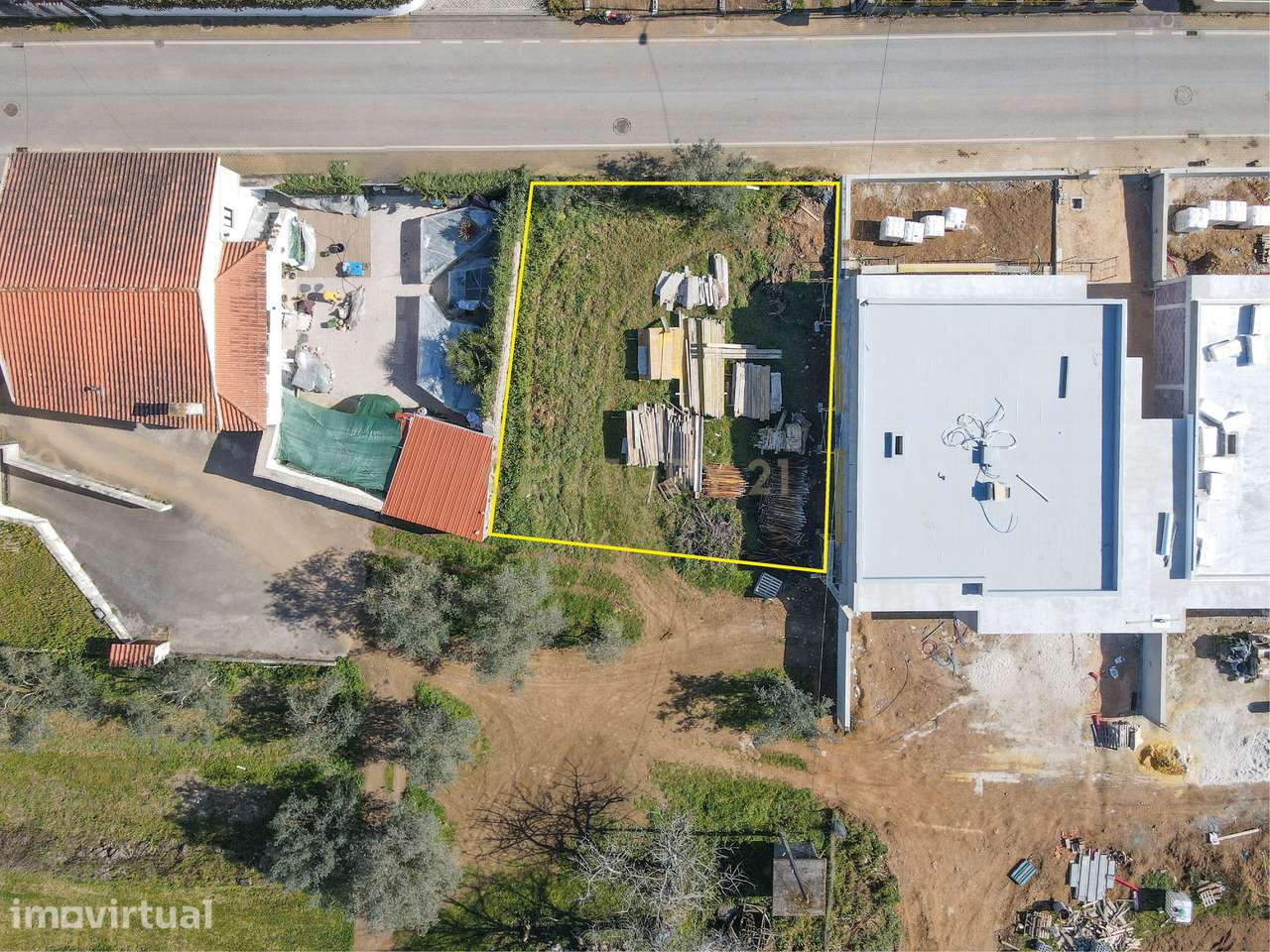 Terreno plano para construção numa localização excecional e sossegada - Grande imagem: 5/9