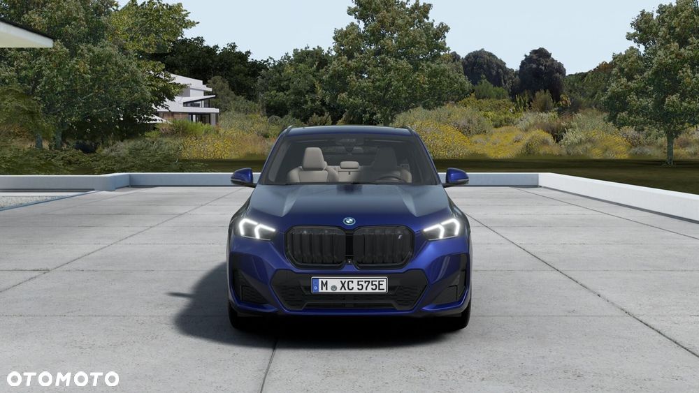 BMW iX1 - 3