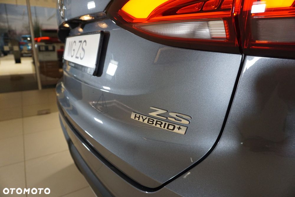 MG ZS Hybrid+ - 24