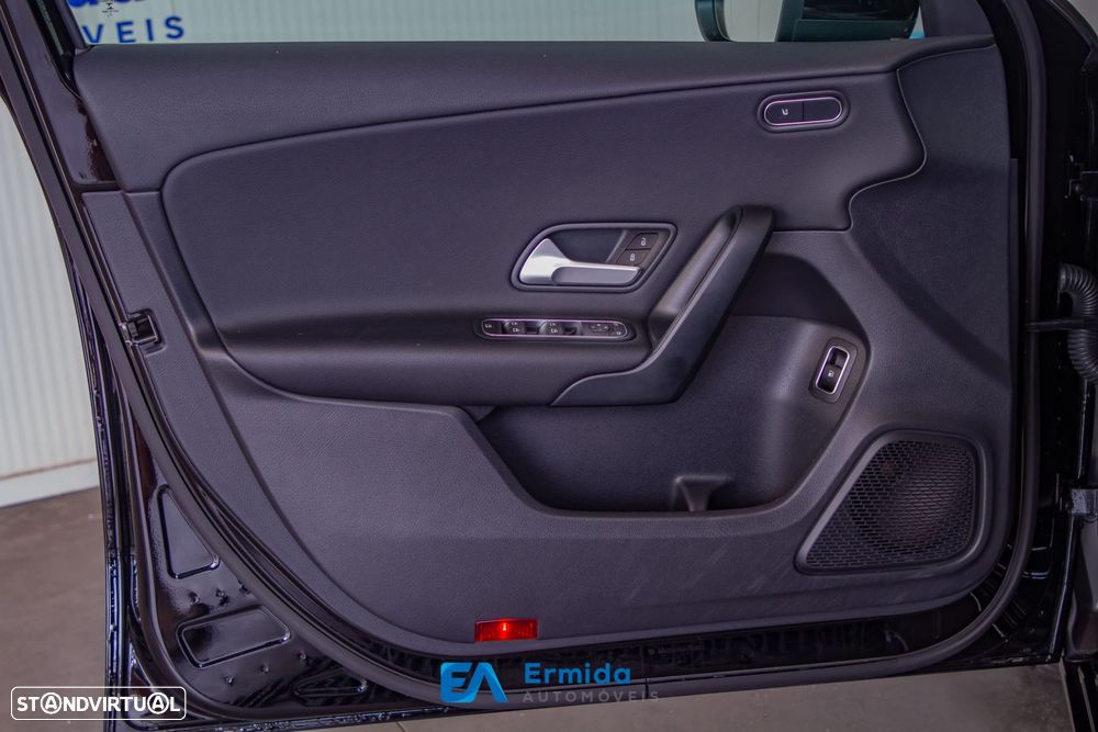 Mercedes-Benz A 250 - 30