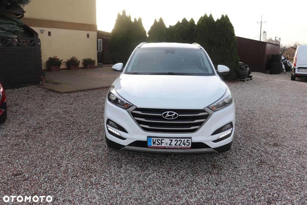 Hyundai Tucson 2.0 CRDI Comfort 4WD - 10