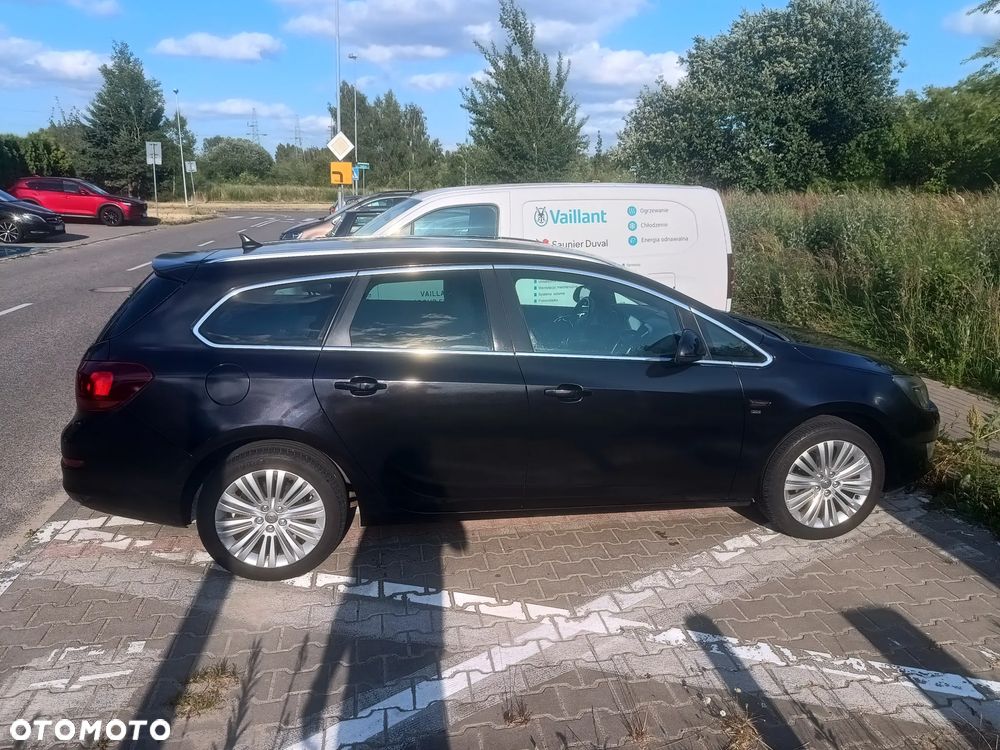 Opel Astra 1.4 T Cosmo - 12