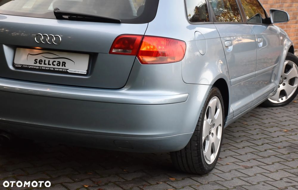 Audi A3 Sportback 2.0 TDI Ambiente - 34