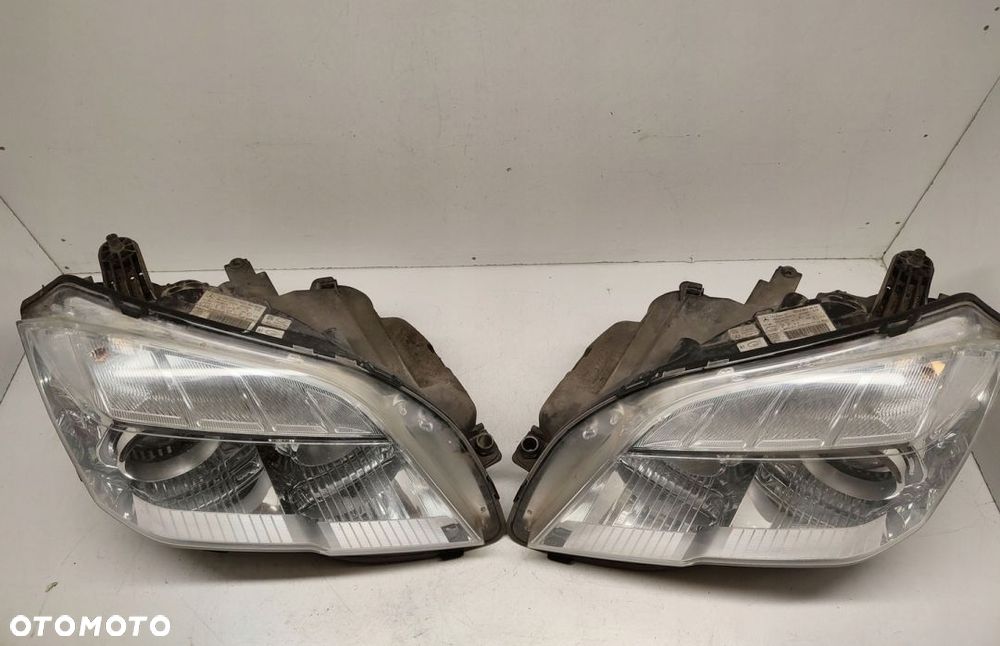 Lampy przednie Mercedes-Benz GLK-Kl A204 08 - 12 L - 7