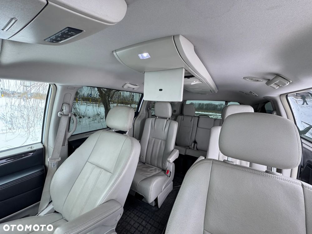 Chrysler Town & Country 3.6 Touring - 12