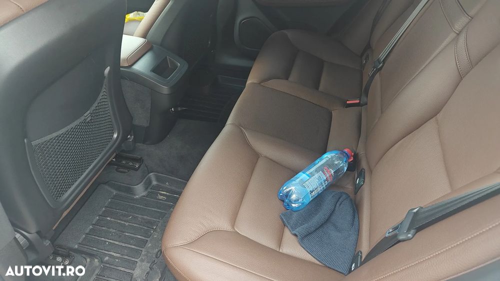 Volvo XC 60 D4 AWD Momentum Pro - 6