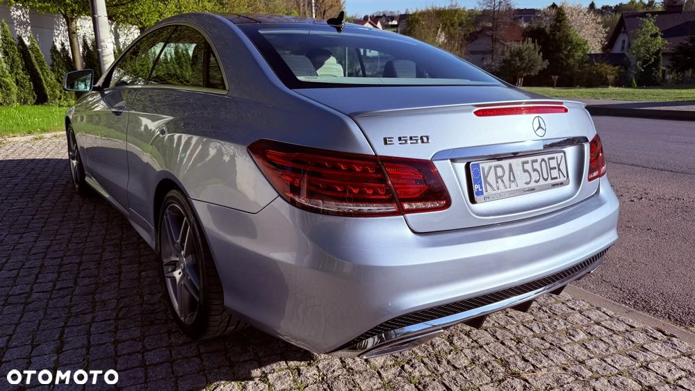 Mercedes-Benz Klasa E 500 - 8
