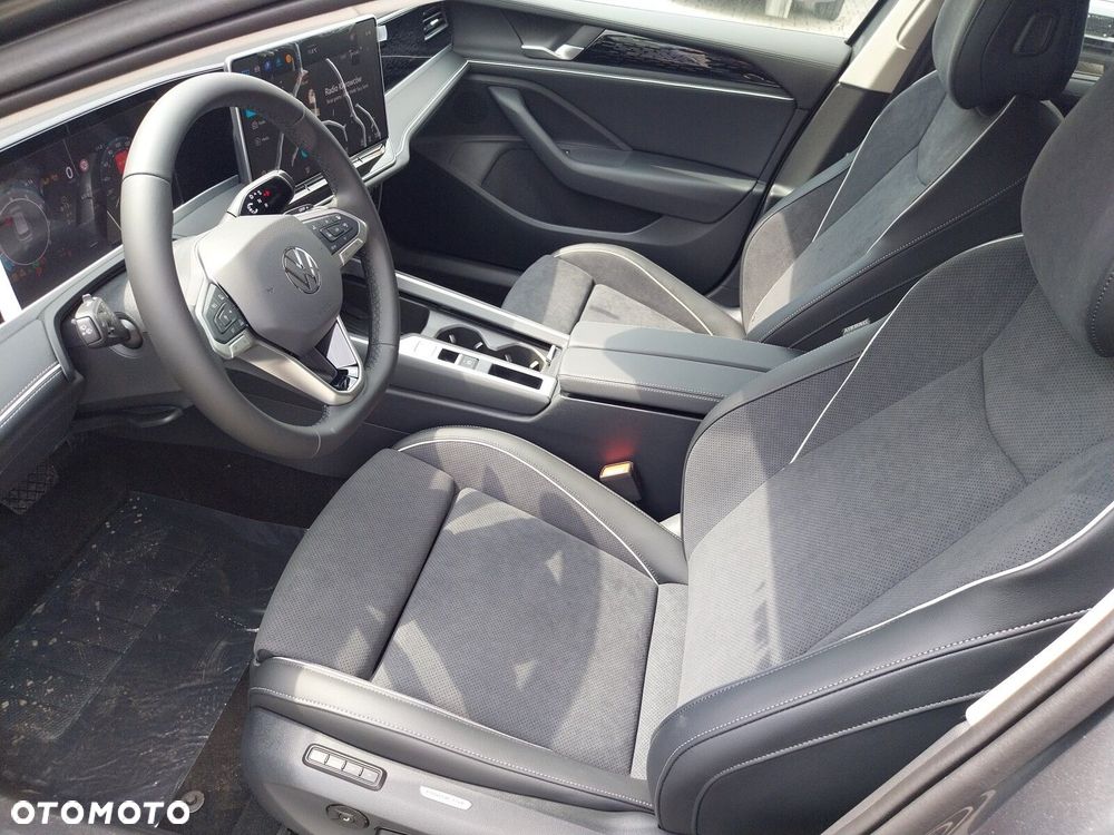 Volkswagen Passat Variant 2.0 TSI Business Plus DSG - 9
