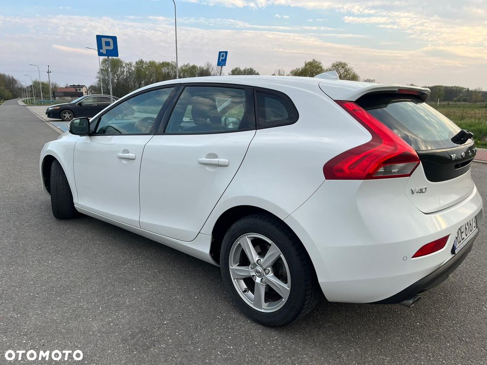 Volvo V40 - 5