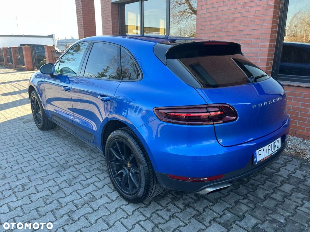 Porsche Macan - 4