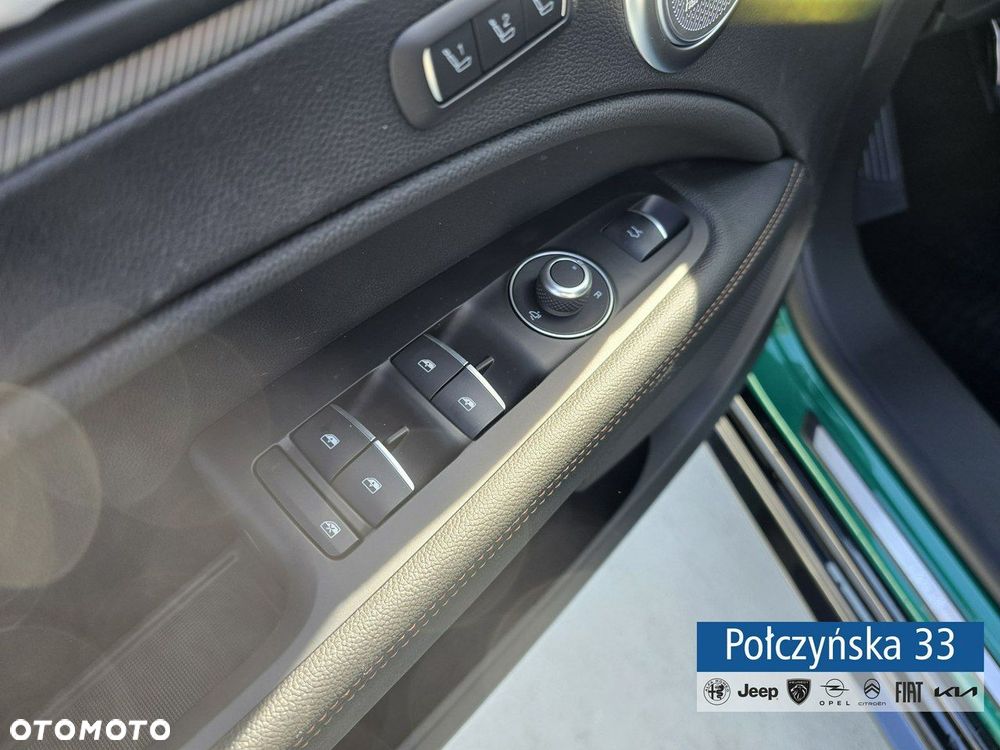 Alfa Romeo Stelvio - 13