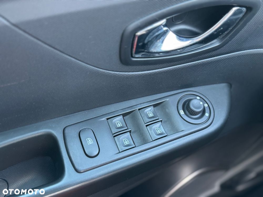 Renault Captur (ENERGY) TCe 90 INTENS - 13