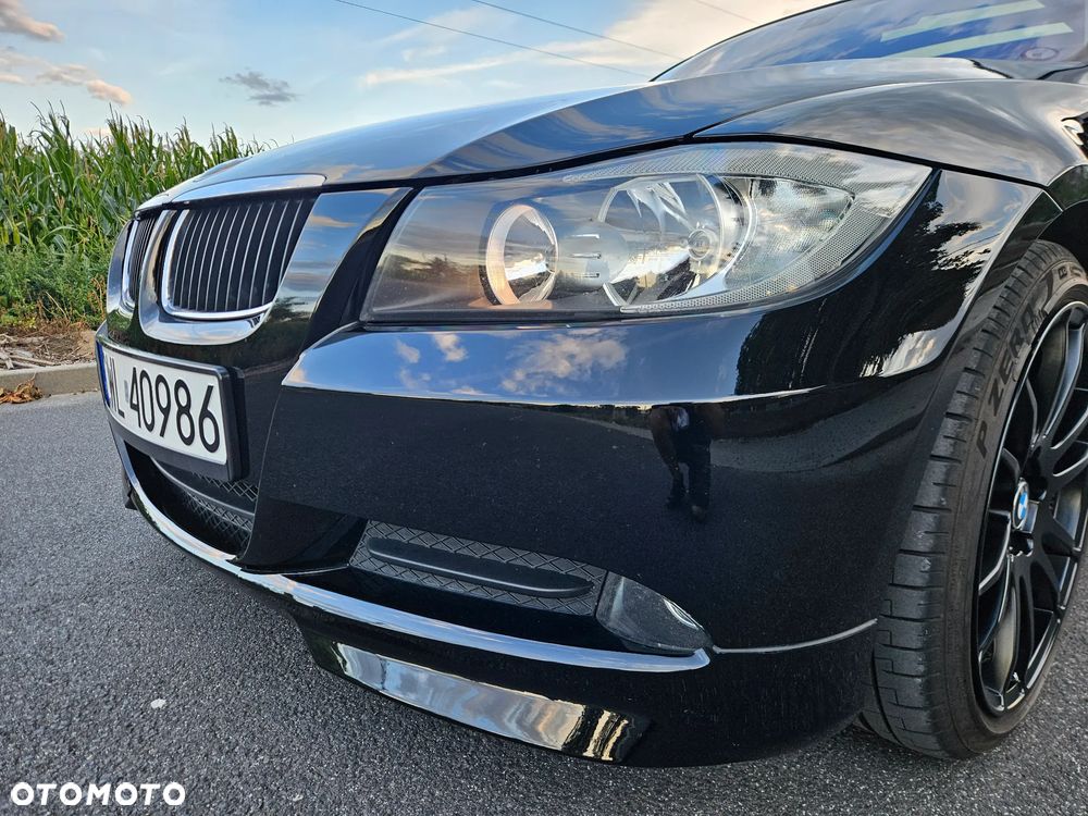 BMW Seria 3 318i - 28