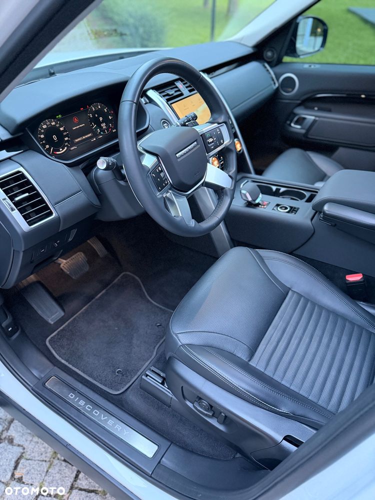 Land Rover Discovery 2.0 P300 S - 30