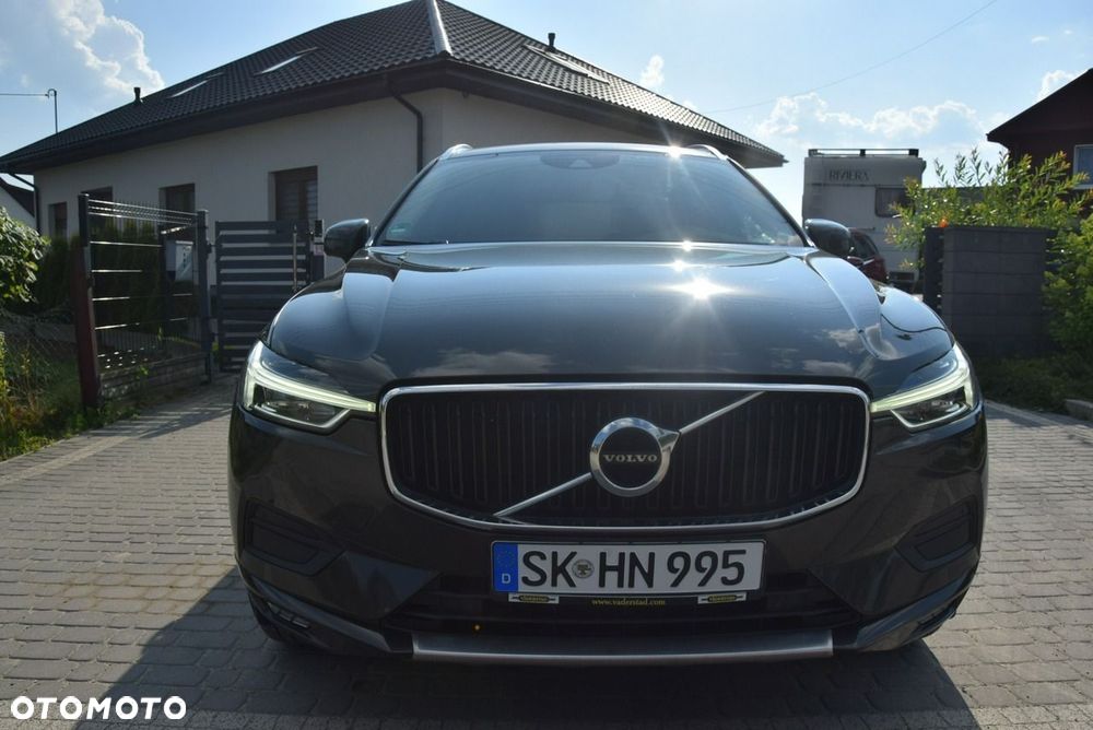 Volvo XC 60 D5 AWD Momentum - 5
