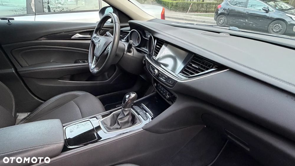 Opel Insignia 1.5 T Elite S&S - 10