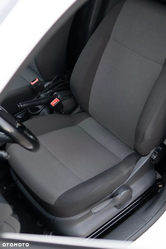 Volkswagen Caddy Standard - 11