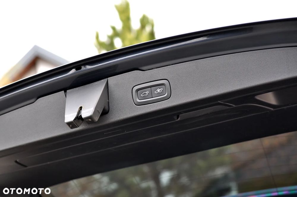 Volvo V60 2022