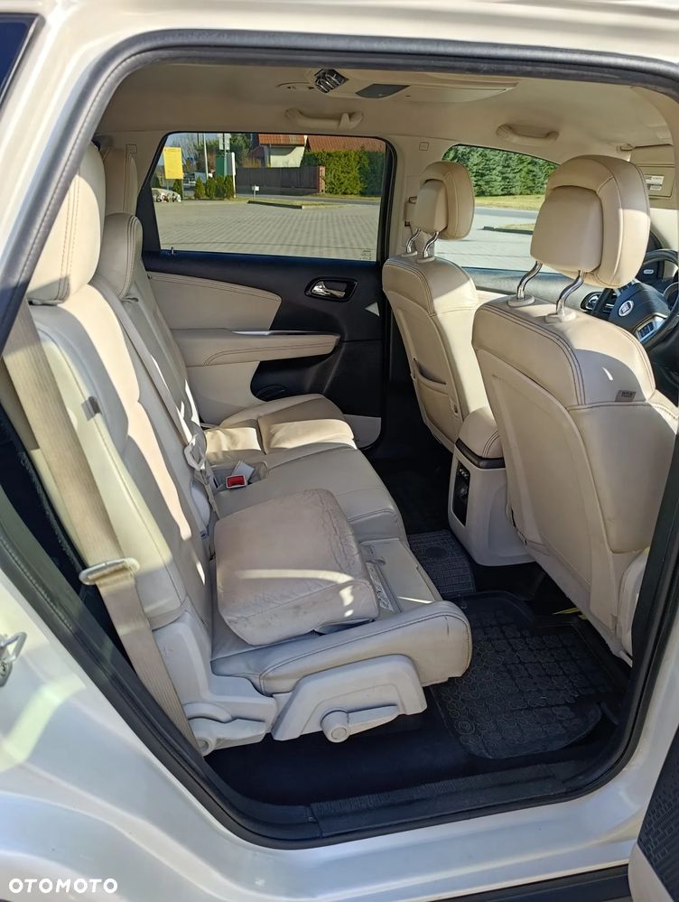 Fiat Freemont 2.0 Multijet Lounge AWD - 4