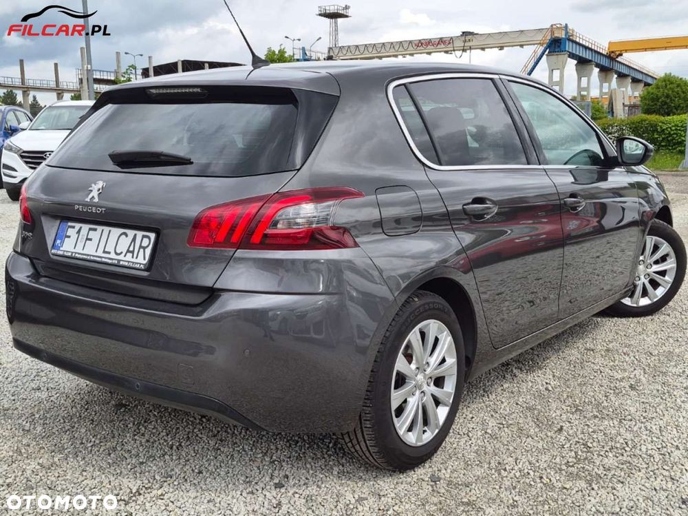 Peugeot 308 - 3