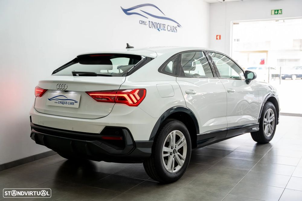 Audi Q3 45 TFSIe S line S tronic - 10