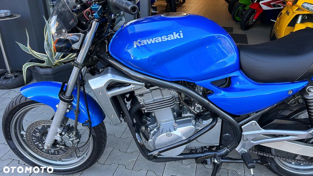 Kawasaki ER - 16