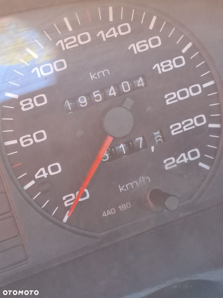 Audi 100 - 4