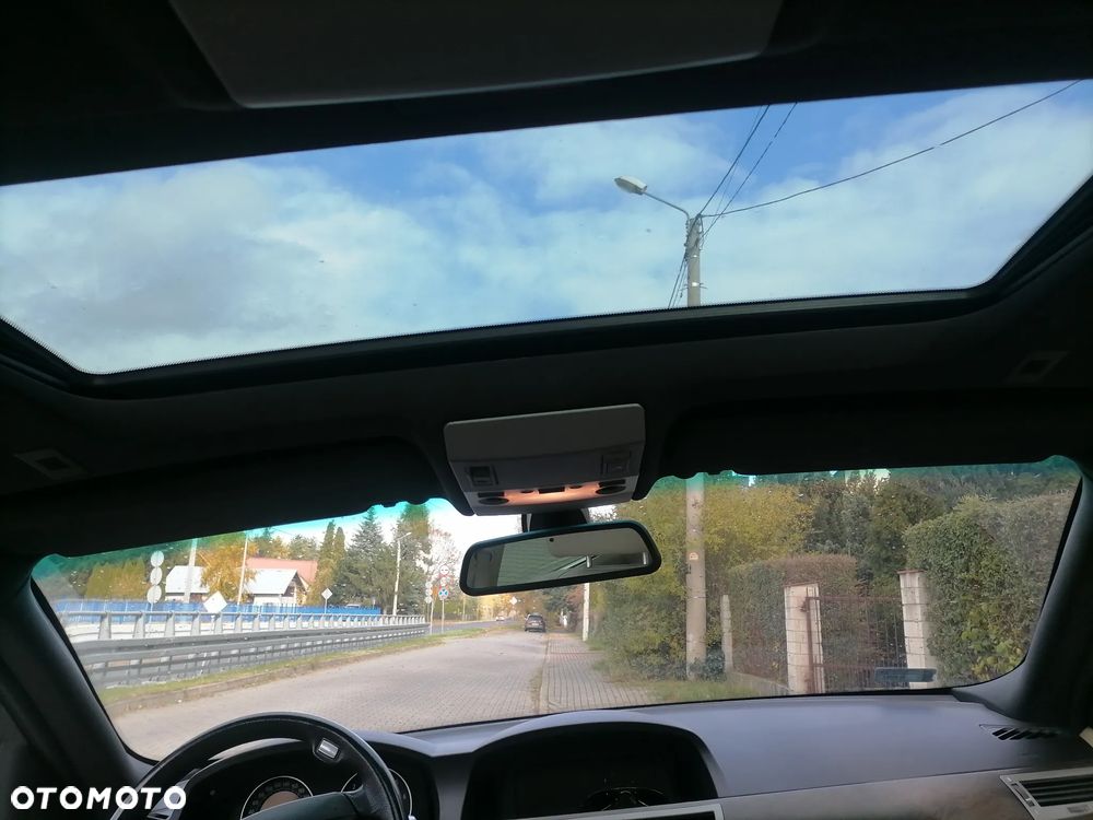 BMW Seria 7 745i L - 18