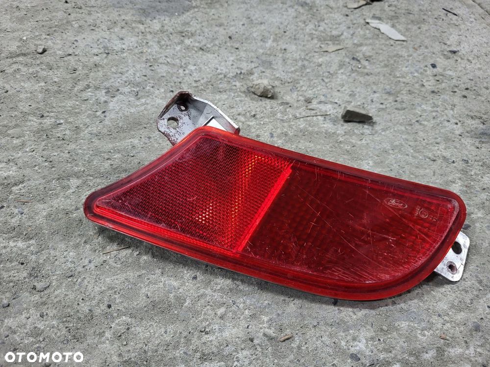 KR ODBLASK PRAWY TYŁ FORD KUGA 20- LV4B-13B414 - 1