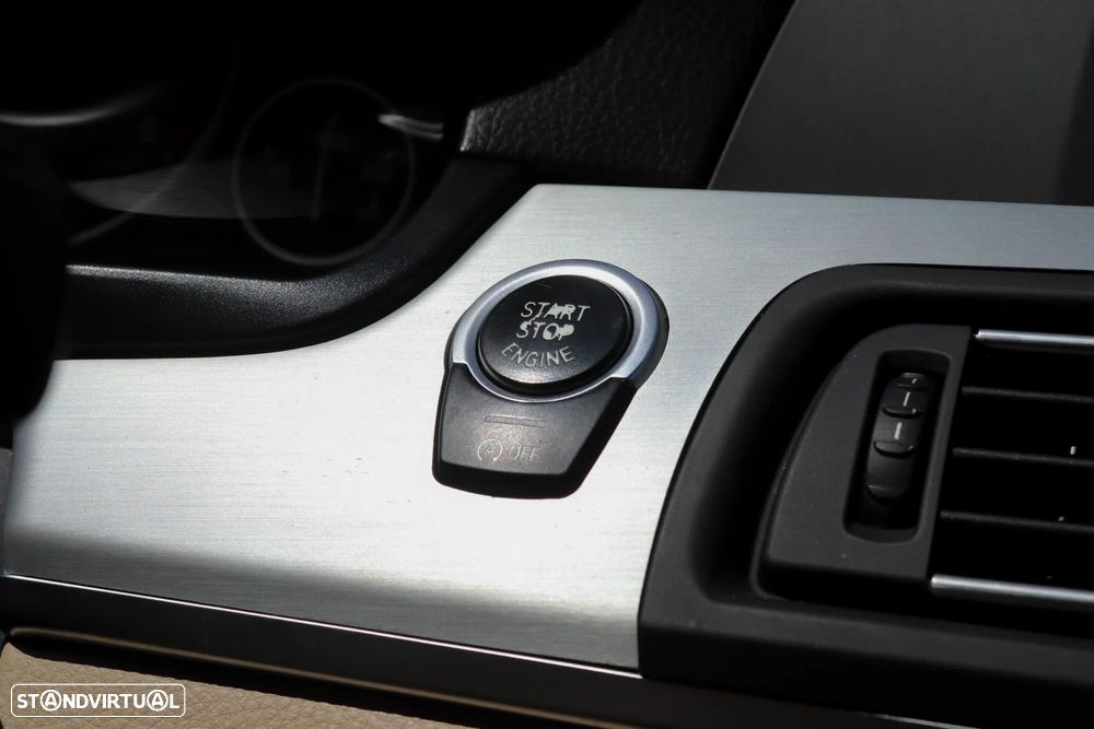 BMW 520 d Auto - 13