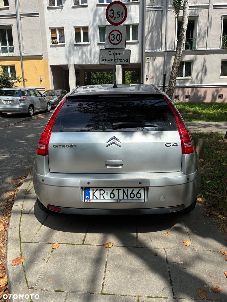 Citroën C4 1.6 HDi Magic - 8