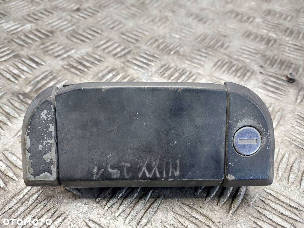 KLAMKA ZEWNĘTRZNA DRZWI LEWY PRZÓD VOLKSWAGEN TRANSPORTER T4 - 1