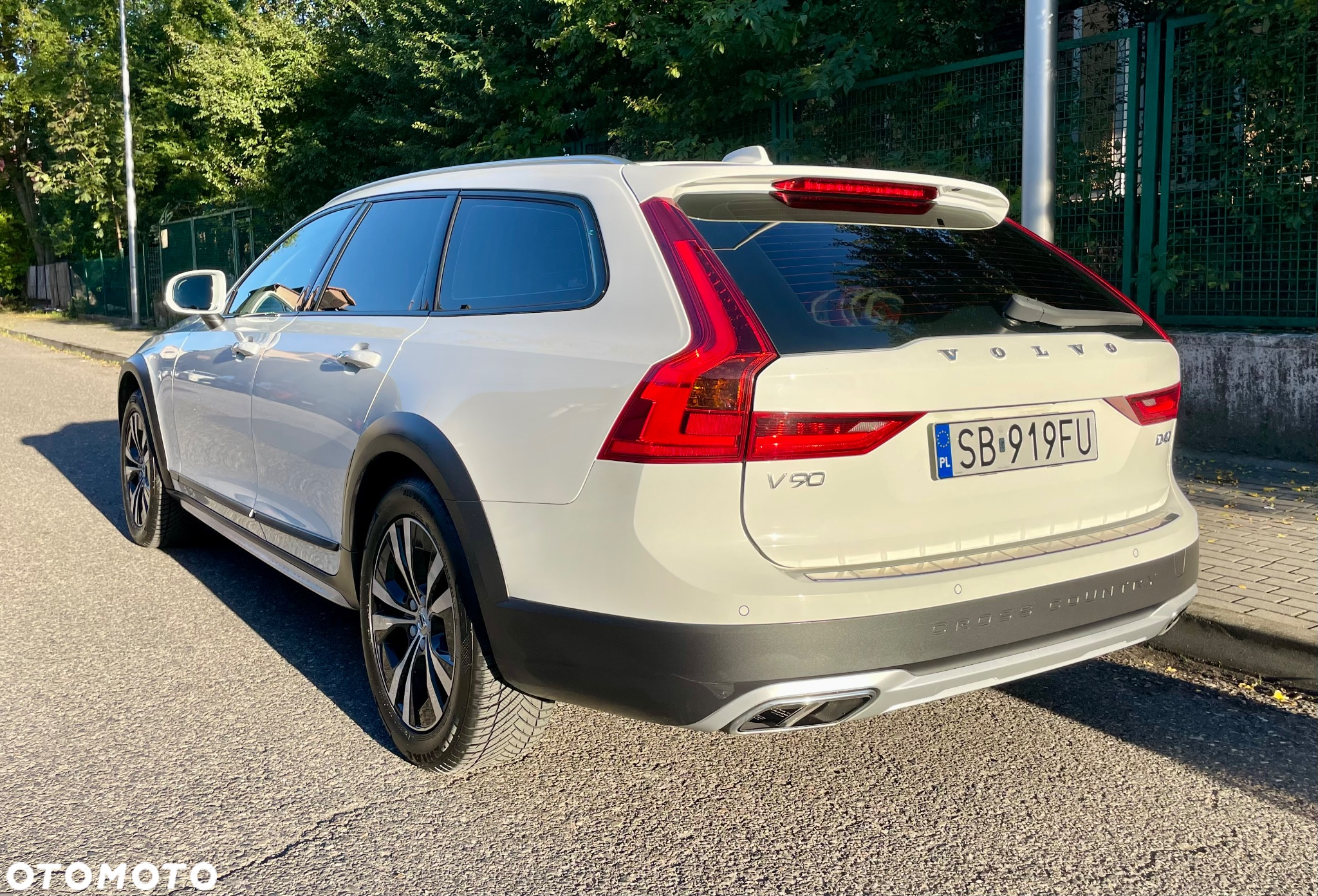 Volvo V90 Cross Country D4 AWD - 3