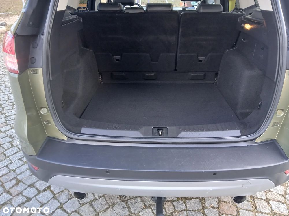 Ford Kuga 2.0 TDCi 4x4 Titanium - 24