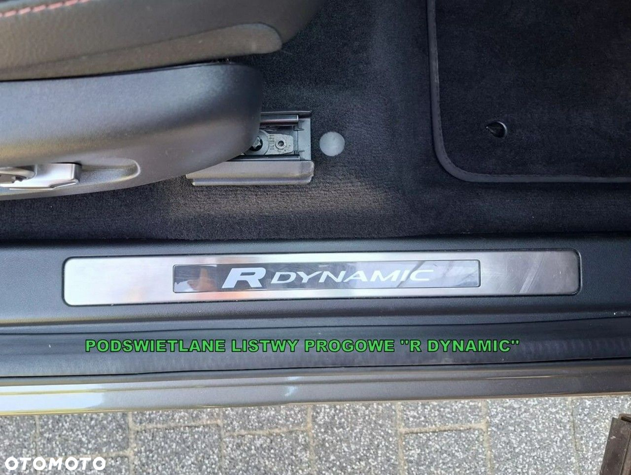 Land Rover Discovery Sport D200 Dynamic HSE - 27