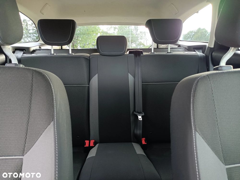 Ford Focus 1.6 TDCi DPF SYNC Edition - 11