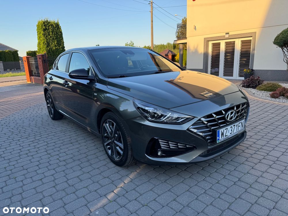 Hyundai i30 1.5 T-GDI 48V Comfort DCT - 12