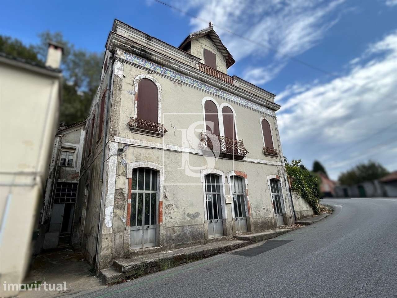 Moradia T5 Venda em Ovoa e Vimieiro,Santa Comba Dão - Grande imagem: 4/9