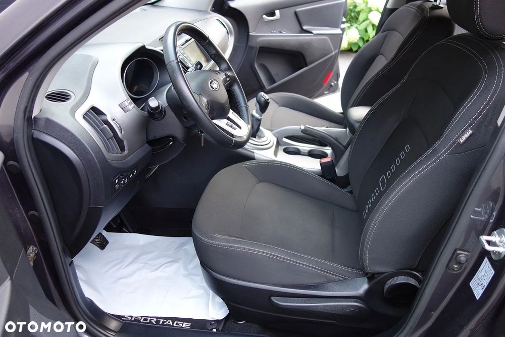 Kia Sportage 1.7 CRDI 2WD Attract - 33