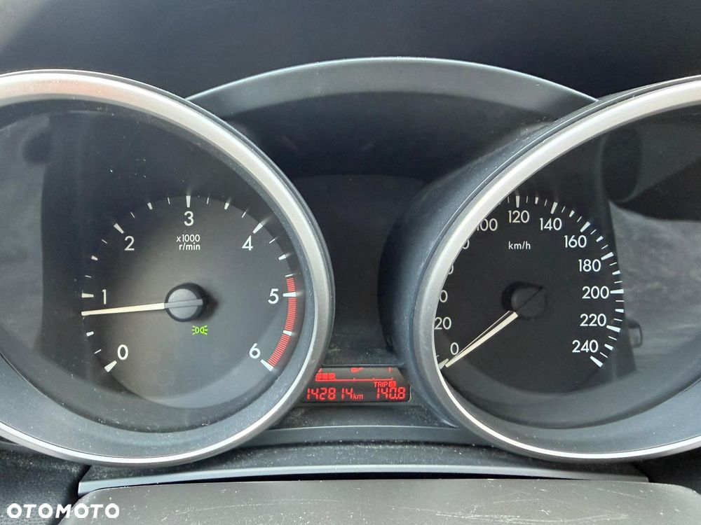 Mazda 5 - 14
