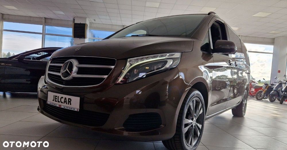 Mercedes-Benz Klasa V - 5