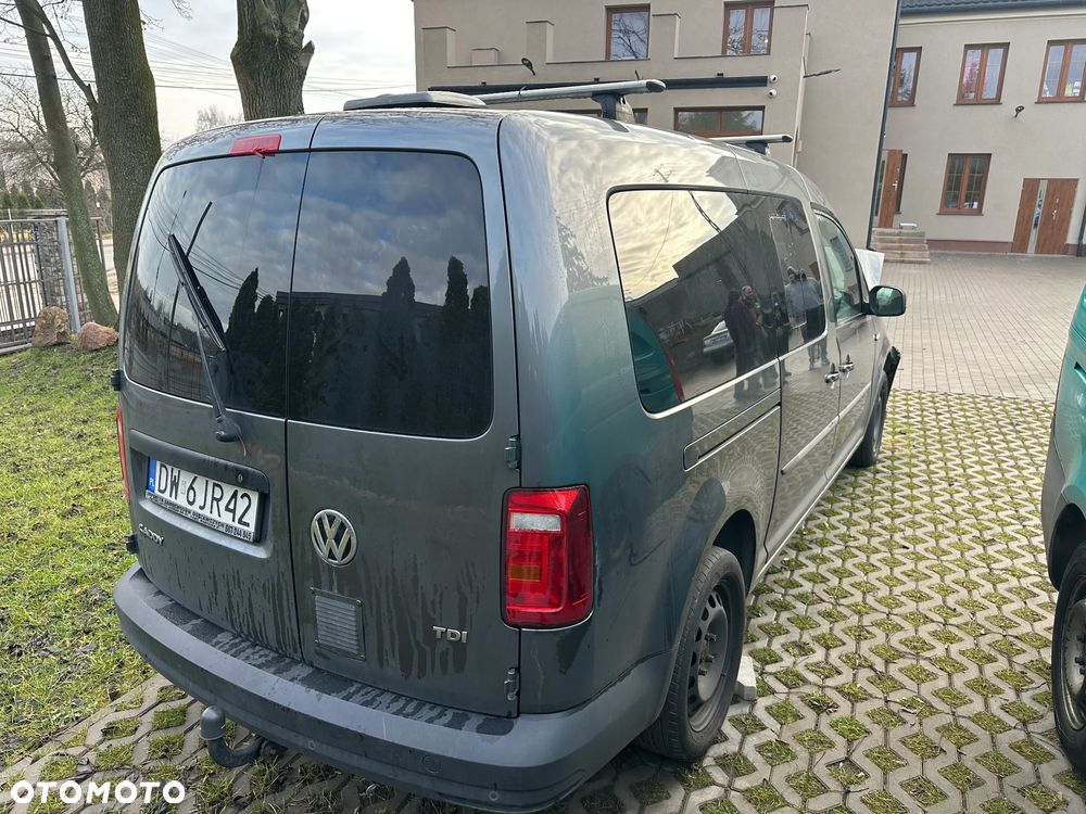 Volkswagen Caddy 2.0 TDI Comfortline - 5