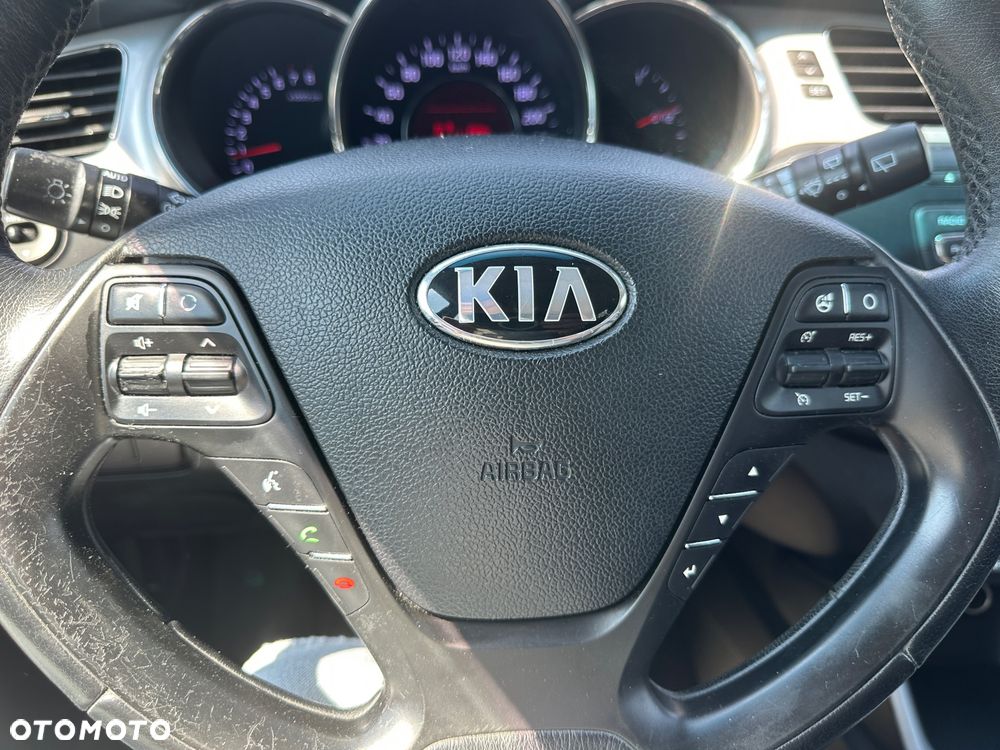 Kia Ceed 1.6 GDI L - 8